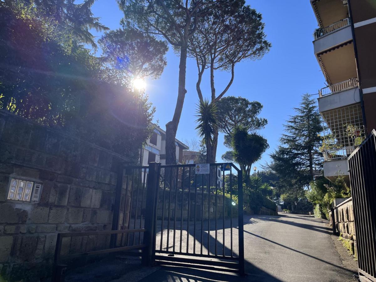 Monolocale A Mostacciano Apartment Рим Екстериор снимка