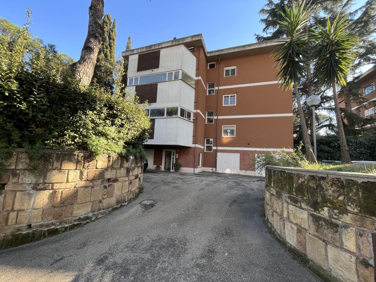 Monolocale A Mostacciano Apartment Рим Екстериор снимка